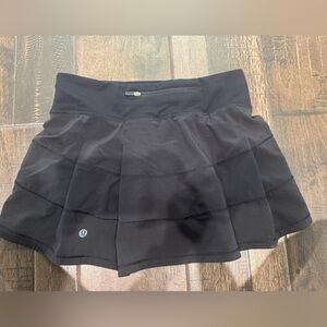 Lululemon Black Skirt (build in shorts)